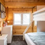 Modernes Haus Mit Sauna Und Kamin